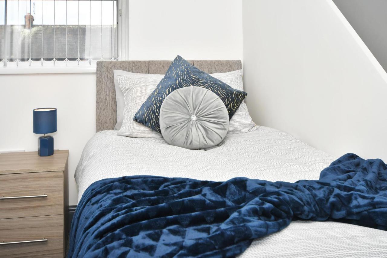Townhouse @ Chiltern Place Newcastle Under Lyme Silverdale  Ngoại thất bức ảnh